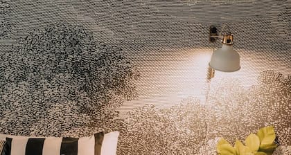 The Hare and Hound Country Estate, Complimentary Late Checkout