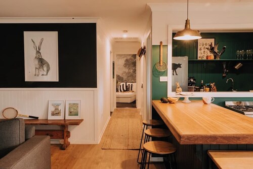 The Hare and Hound Country Estate, Complimentary Late Checkout