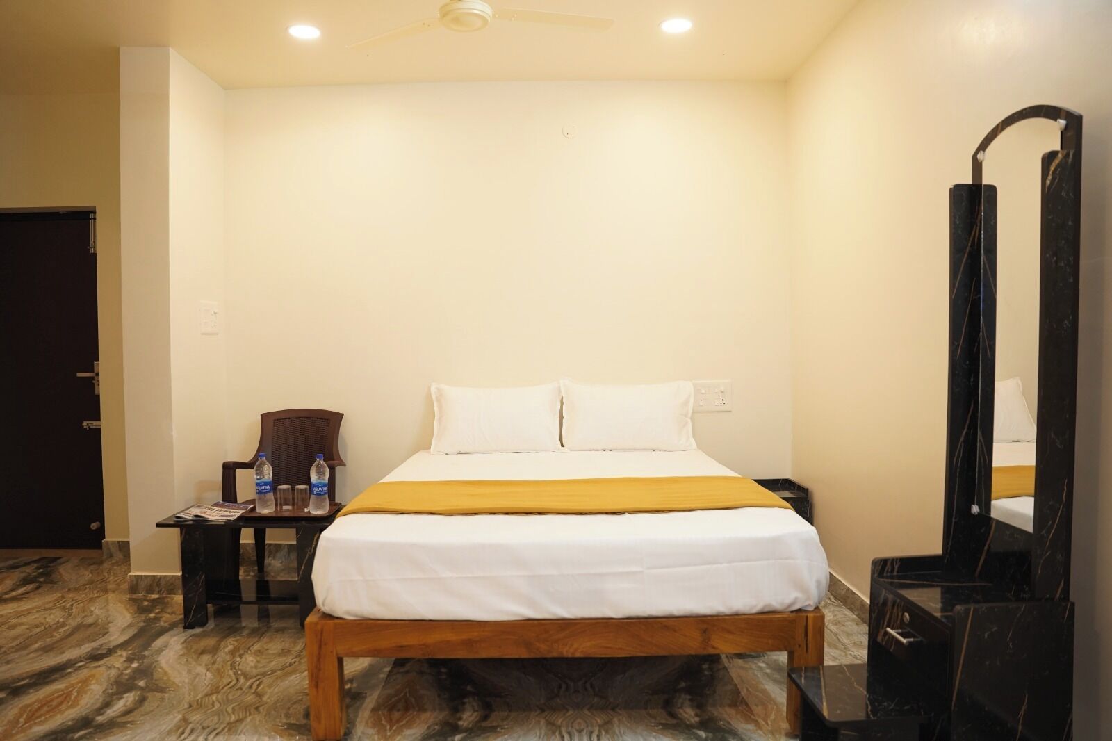 Suite Keluarga, Bebas Asap Rokok