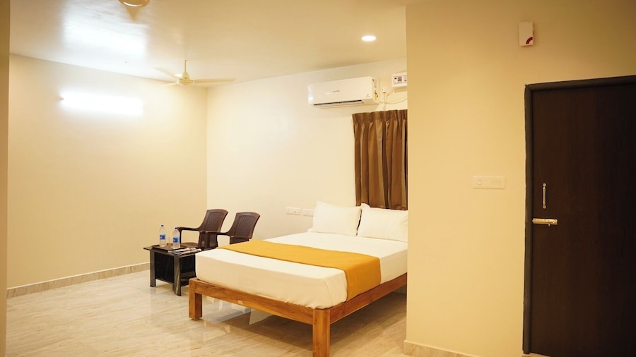 Shri Valli Rooms