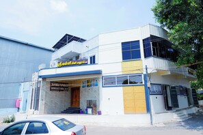 Fachada del alojamiento