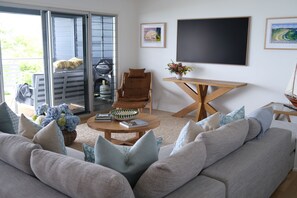 Living area - Thula Moya 
A Place to Exhale (Point Lookout)