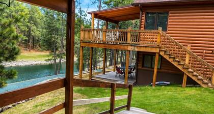 Beaver Lake Pond & Pines Cabin