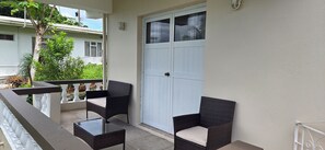 Terrace/patio - Amiah's Residence - Spacious apartment near everything needed for you stay  (Mt.Parnassus)