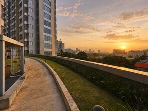Exterior - Teras By SanLiving - 3BR - Hublife Mall (Jakarta)
