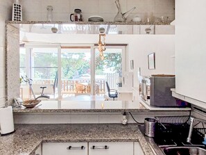 Fridge, microwave, oven, dishwasher - Too Menuda by Interhome (Tossa de Mar)