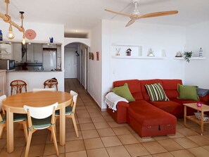 TV - Too Menuda by Interhome (Tossa de Mar)