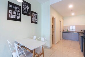 Dining - Family 2BR Apartment, Melaka City (Melaka)