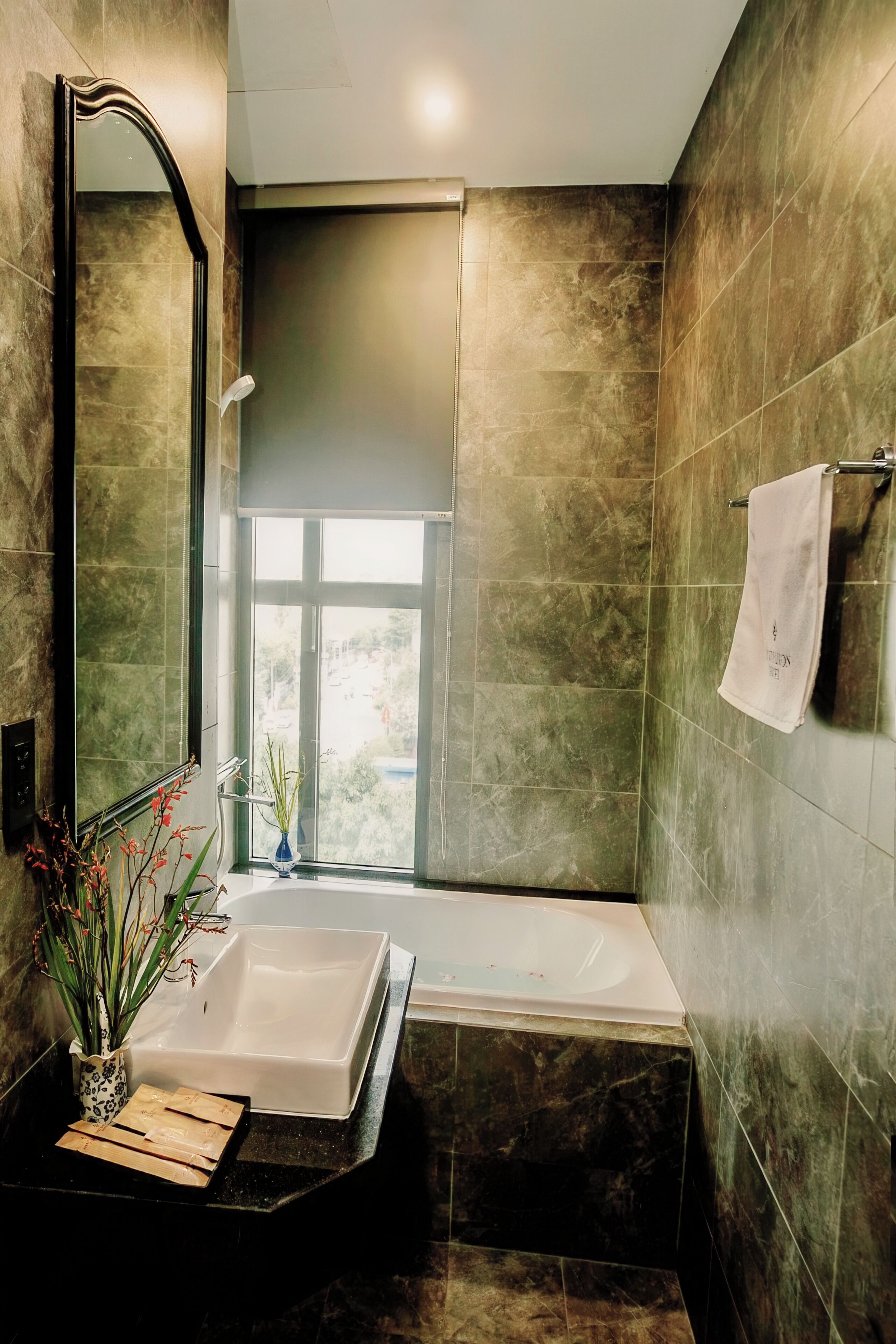 스위트, 시내 전망 | 욕실