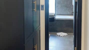 Family Suite, City View