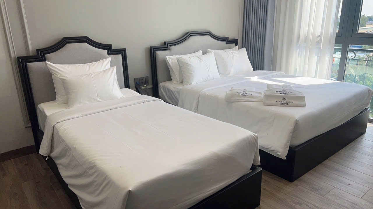 Kolmen hengen executive-huone