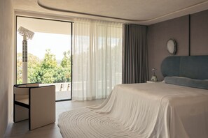 4 bedrooms, Internet, bed sheets - Luxury Family Home with Harbour Views (Bellevue Hill)