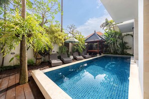 Outdoor pool - Cove Riendu Guesthouse (Canggu)
