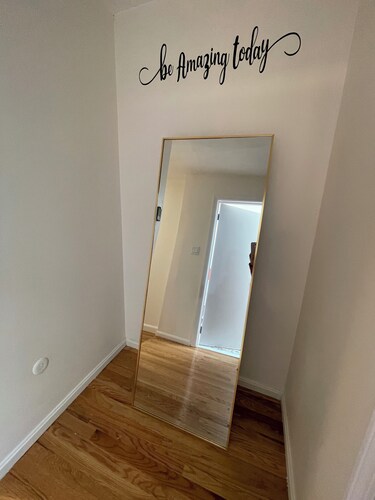 Beautiful,Spacious 4BR Home Free Parking in North Framingham Easy Access boston.