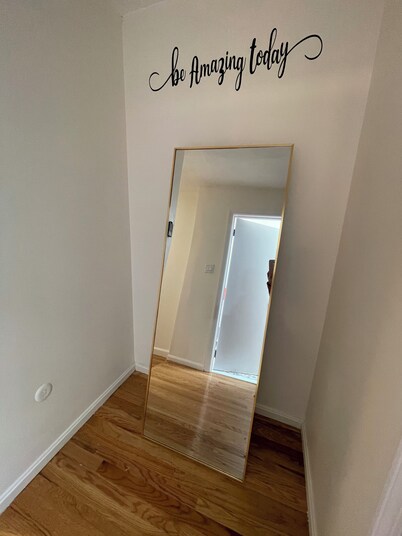 Beautiful,Spacious 4BR Home Free Parking in North Framingham Easy Access boston.