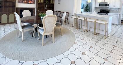 Beautiful Spacious 5 bedrooms Retreat • Free Parking • Pet Welcome • Near Boston