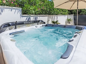 Outdoor spa tub - Brig 36 by Interhome (Pula/Premantura)