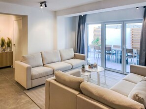TV - Brig 36 by Interhome (Pula/Premantura)
