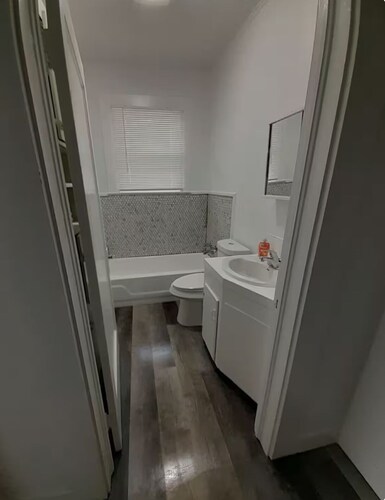 Close to airport, Spacious 3-bedroom house with AC in  industrial area