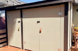 Exterior detail - Modern Rockridge Studio with Private Deck (Oakland)