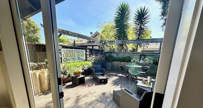 Modern Rockridge Studio with Private Deck