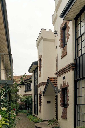 Exterior - Puddings Home Parkville Park 1B next to Monash Unimelb melbzoo (Parkville)