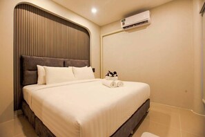 Economic Standard (Adults Only) - Miami Seaview (La-ngu)