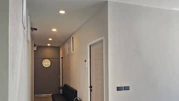 Economic Standard (Adults Only)