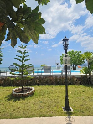 Property grounds - Miami Seaview (La-ngu)