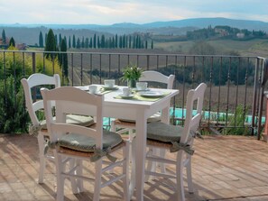 Outdoor dining - Podere Galieni by Interhome (Certaldo)