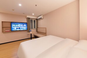 Basic Double Room - YueZhi Hotel Guangzhou East Station (Guangzhou)