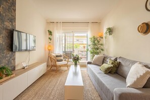 Family Apartment, Multiple Bedrooms, 2 Bathrooms, Mountainside (Calanova Grand Golf) | Living area - Calanova Grand Golf (Mijas)
