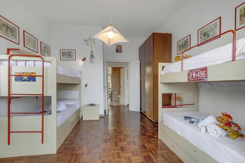 Villa Incanto Sul Lago: Lakefront, Garden & Balconies