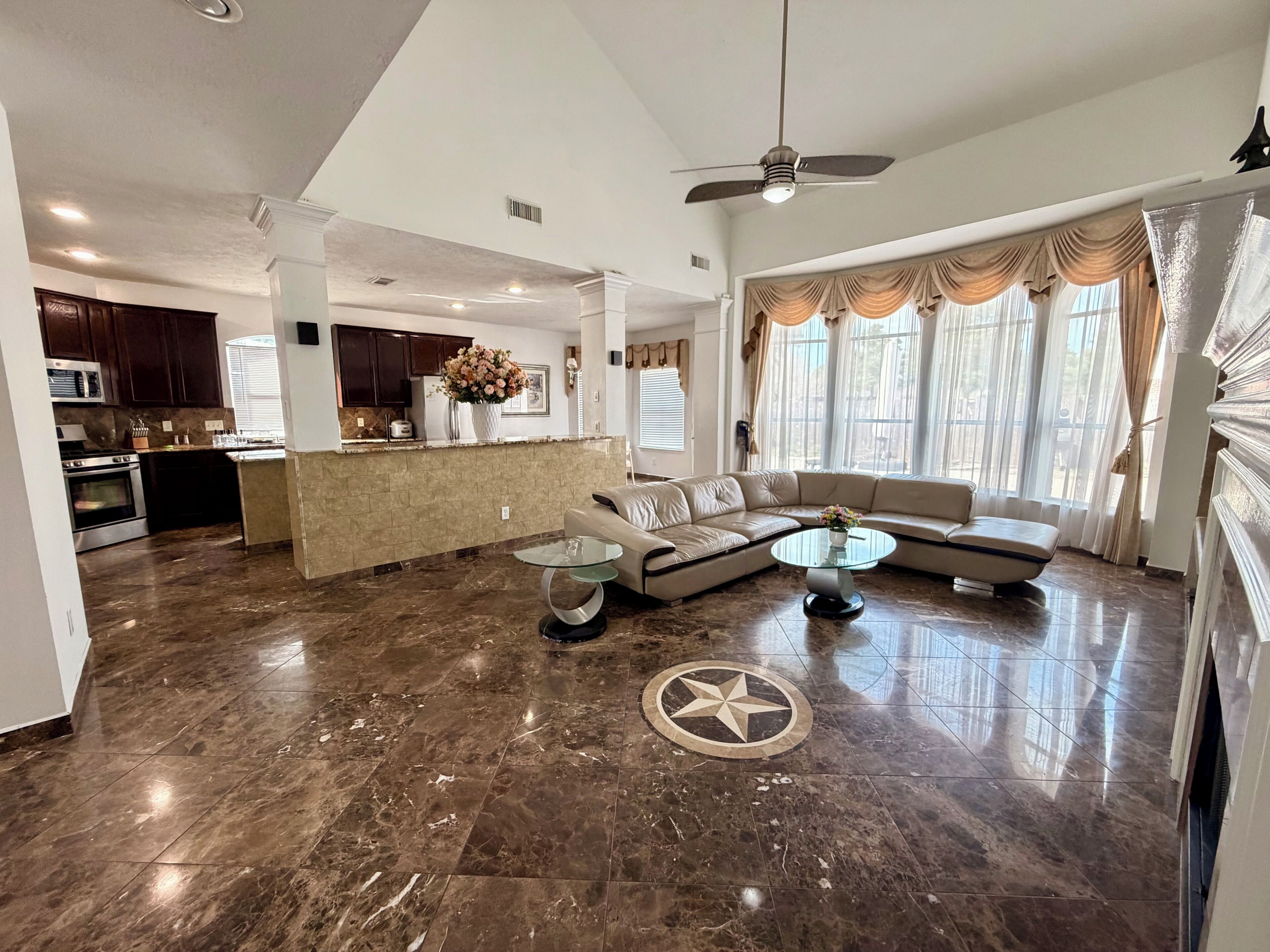 リビング エリア