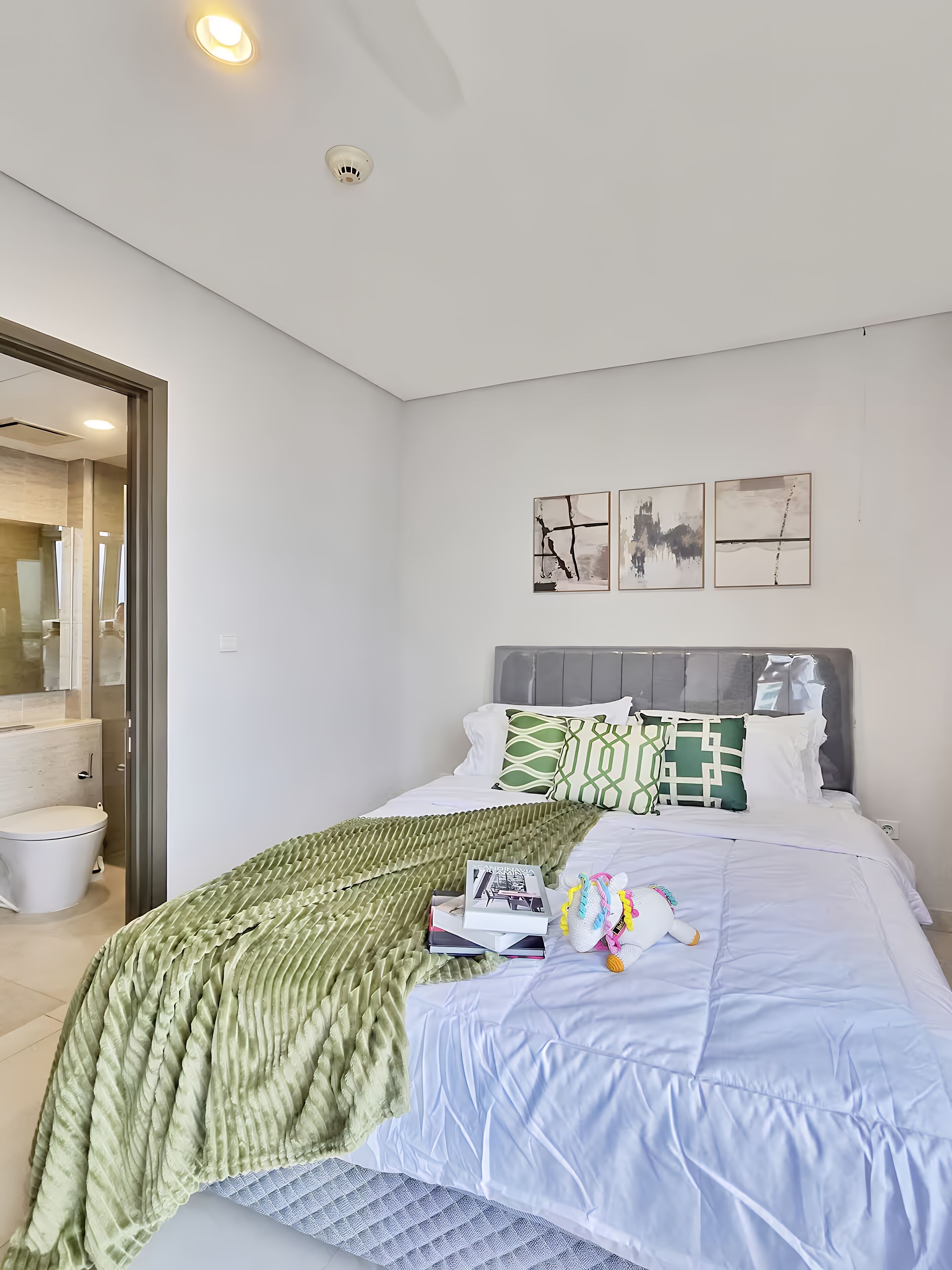 Apartment, 3 Bedrooms, City View