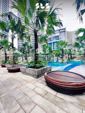 Pool - Linera By SanLiving - 3BR - Hublife Mall (Daerah Khusus Ibukota Jakarta)