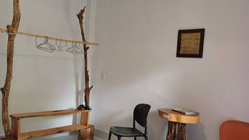 Chambre Deluxe, non-fumeurs, vue jardin | Intérieur