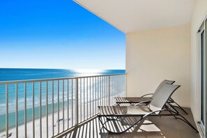 Property grounds - Crystal Shores - Beachfront 2BR, Gulf Front Views, Indoor/Outdoor Pool, Hot Tub (Gulf Shores)