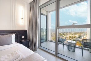 Apartment, Multiple Beds, Balcony, City View - Luxury 2BR Downtown Dubai by Dubai Mall (Dubai)