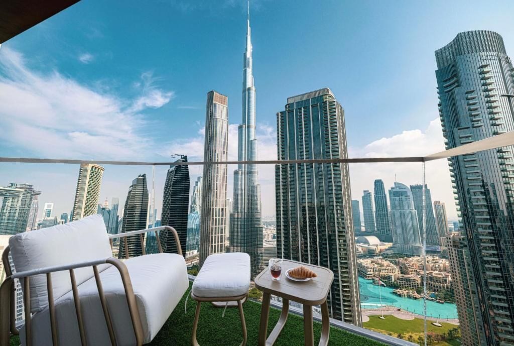 Exclusive Apartment, 4 Bedrooms, Balcony, City View | Terrace/patio