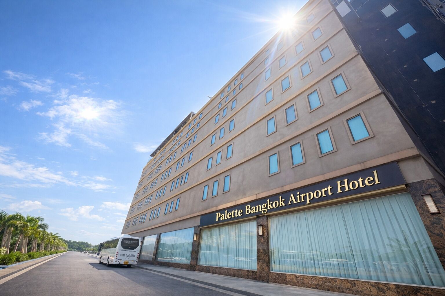 المنشأة من الخارج