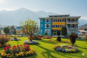 Exterior - Pahalgam Resort And Cottages (Pahalgam)