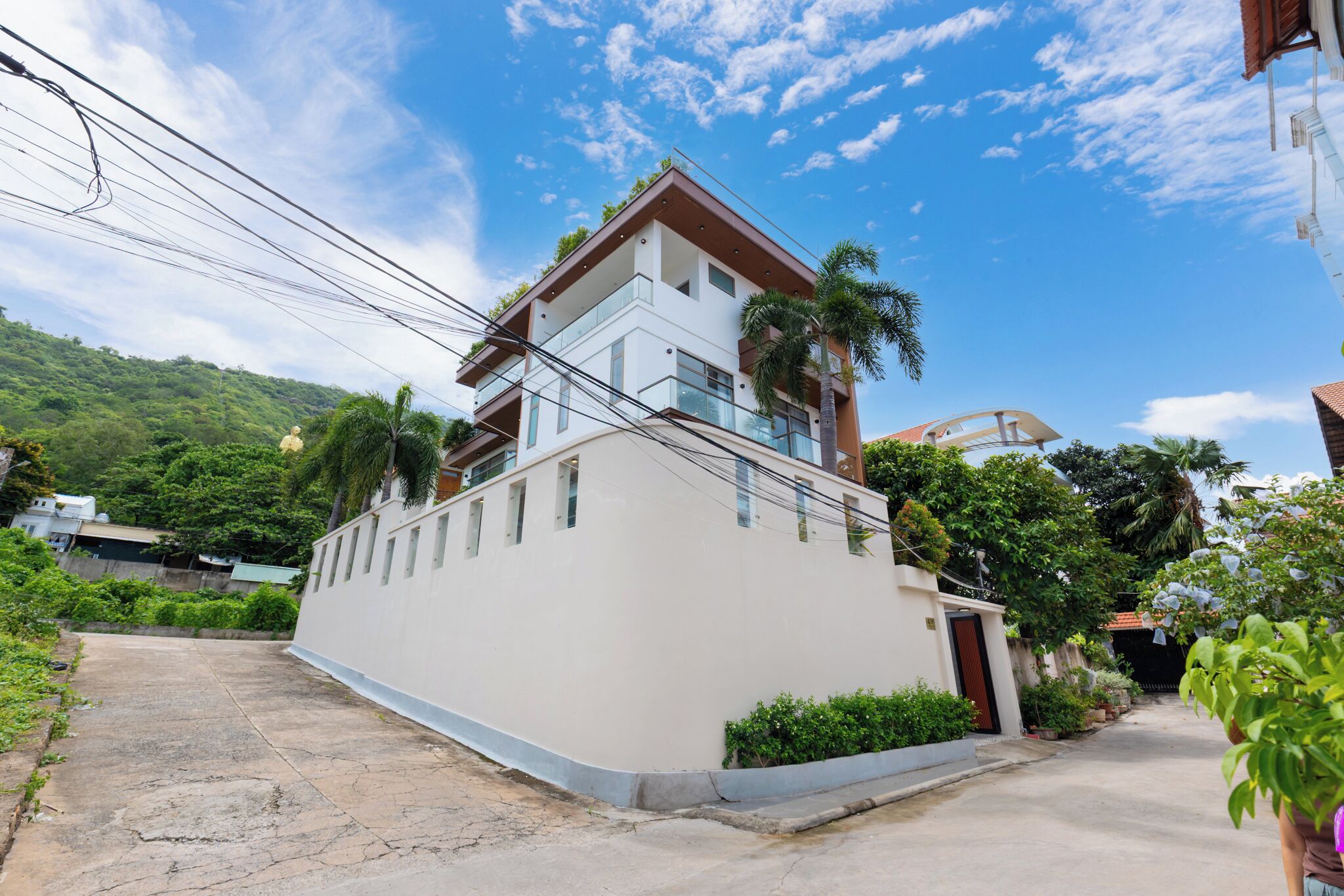 Deluxe Villa, City View | Exterior