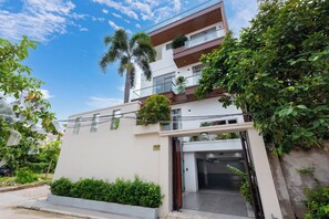 Villa – deluxe, byutsikt | Eksteriør