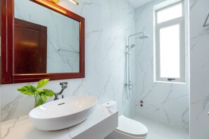Biệt thự Deluxe, quang cảnh thành phố | Phòng tắm