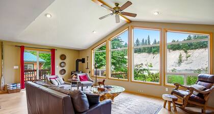 Prospector's Bend - Hot Tub, Riverfront, Fishing