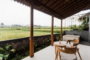 Suite, Balcony, Garden View | Outdoor dining - Padi Bali Villa with Private Jacuzzi (Gianyar)