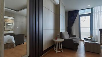 Suíte superluxo, vista para a cidade | Parte interna