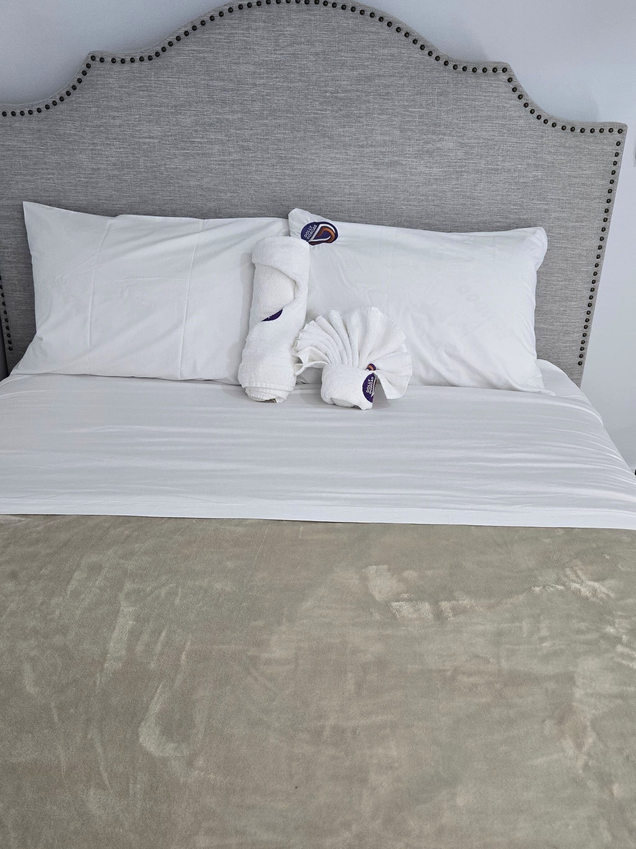 House, 2 Bedrooms, Fireplace