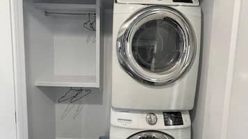 House, 2 Bedrooms, Fireplace | Laundry